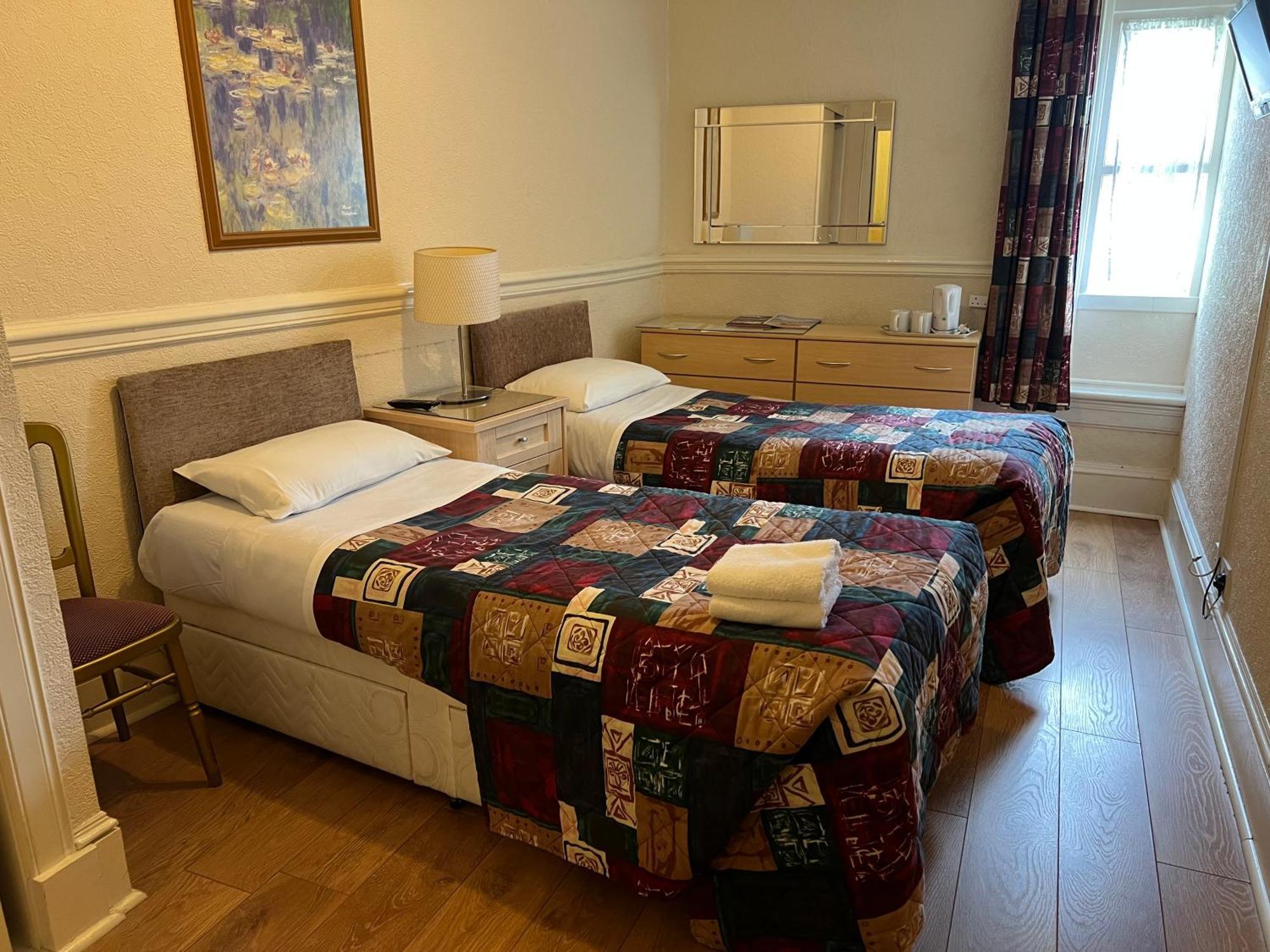 Strathpeffer Hotel Екстериор снимка